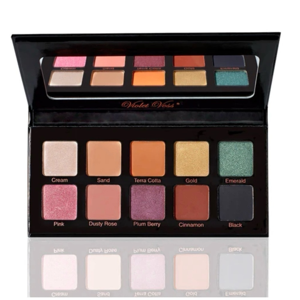 Violet Voss Cosmetics - Essentials Eye Shadow Palette